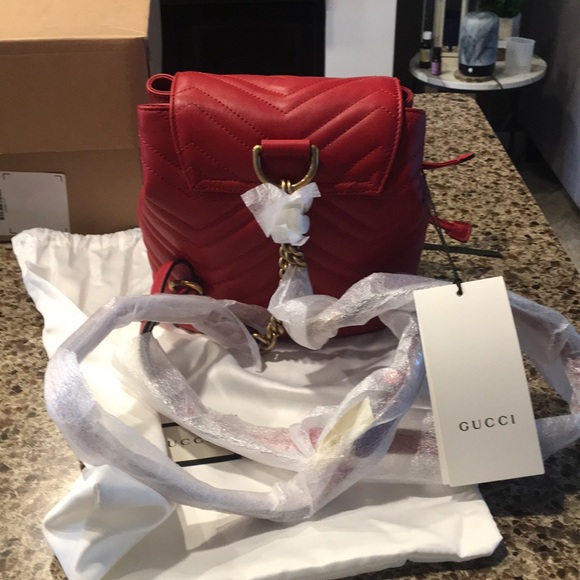 Sold NWT Gucci Marmont Backpack Bag - Picture 4 of 8